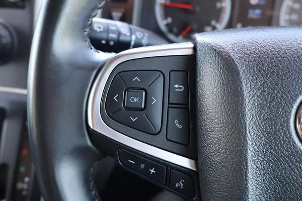 2021 Toyota Hiace Commuter GDH322R ELWB High Roof