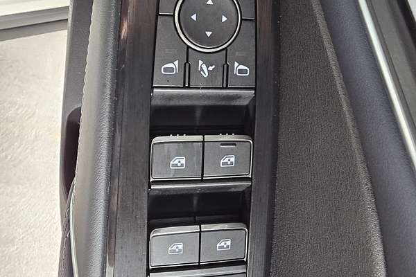 2024 Nissan QASHQAI TI e-POWER J12