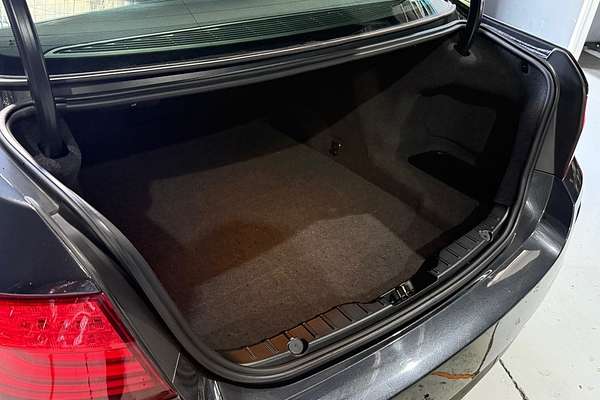 2011 BMW 5 Series 520d F10