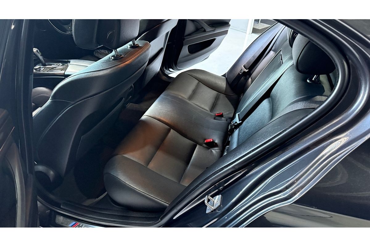 2011 BMW 5 Series 520d F10