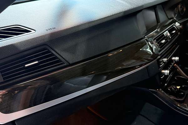 2011 BMW 5 Series 520d F10