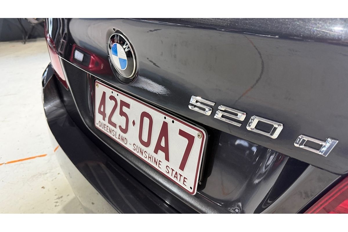 2011 BMW 5 Series 520d F10