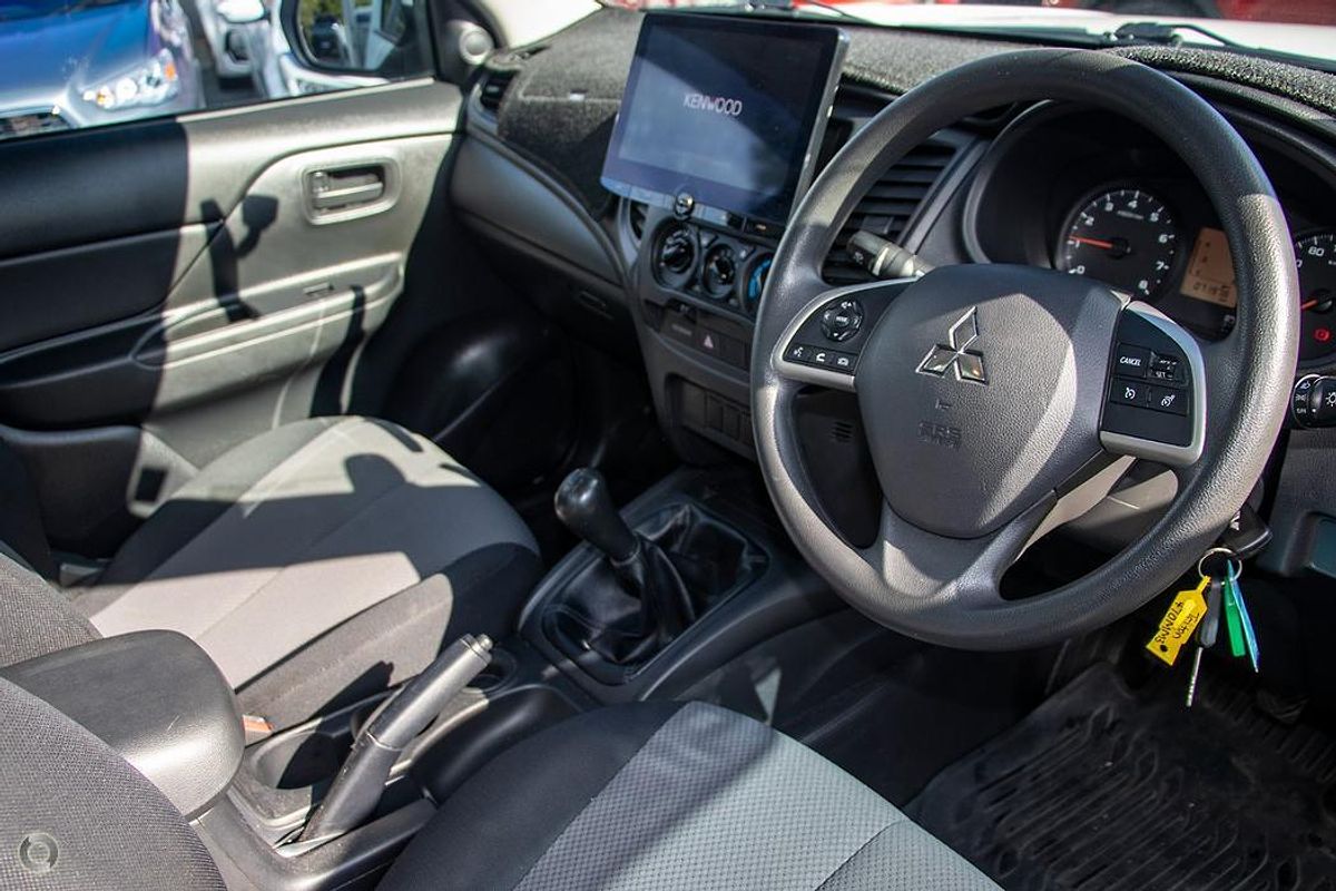 2018 Mitsubishi Triton GLX MR Rear Wheel Drive