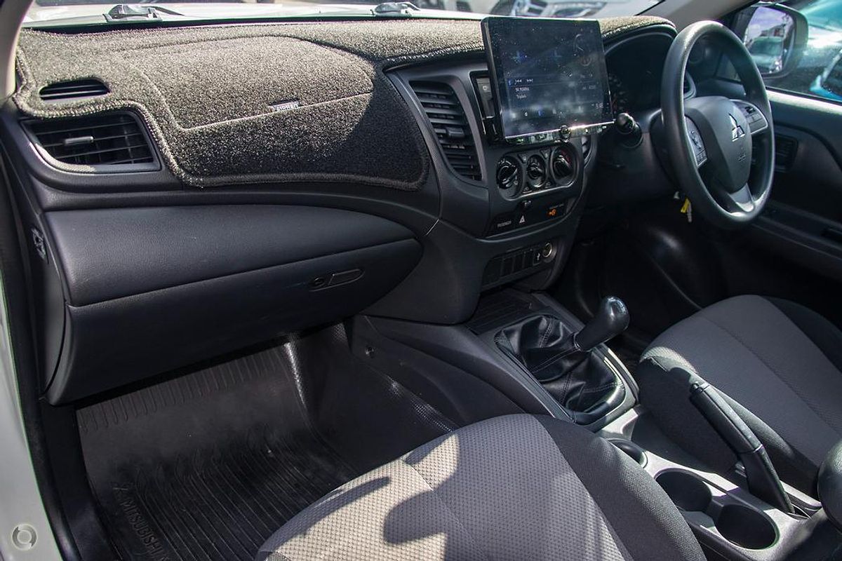 2018 Mitsubishi Triton GLX MR Rear Wheel Drive