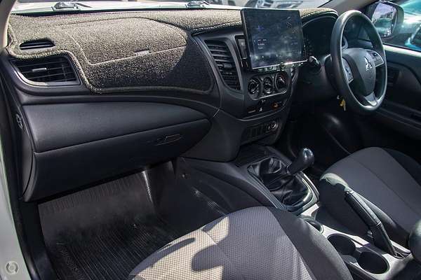 2018 Mitsubishi Triton GLX MR Rear Wheel Drive