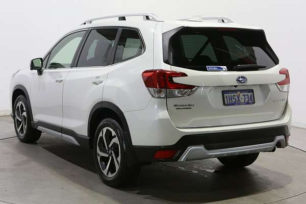 2022 Subaru Forester 2.5i-S S5