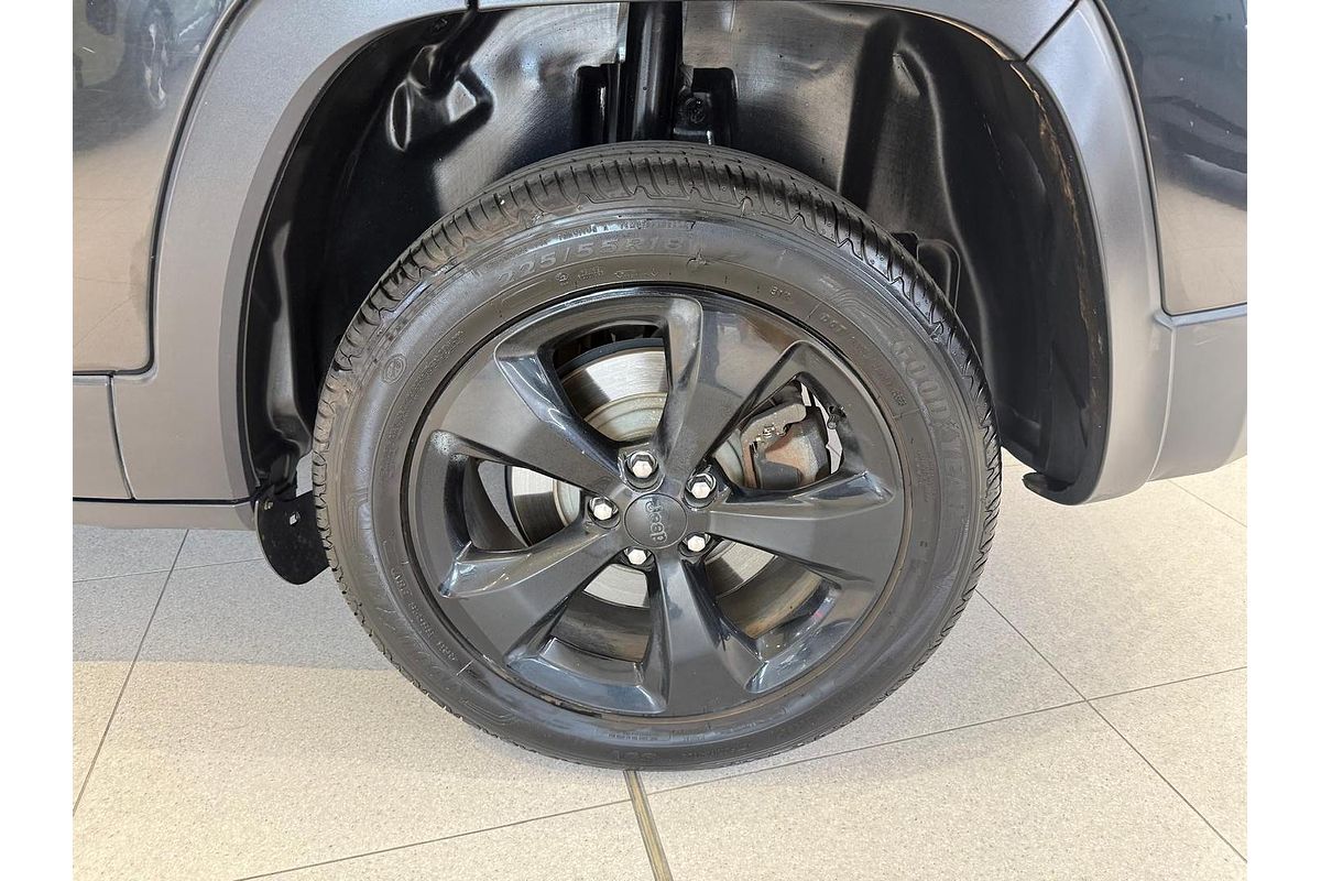 2015 Jeep Cherokee Blackhawk KL