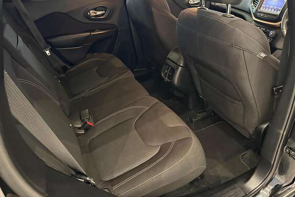 2015 Jeep Cherokee Blackhawk KL