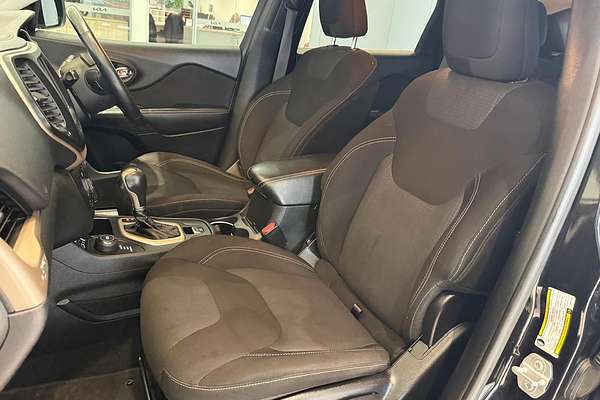 2015 Jeep Cherokee Blackhawk KL