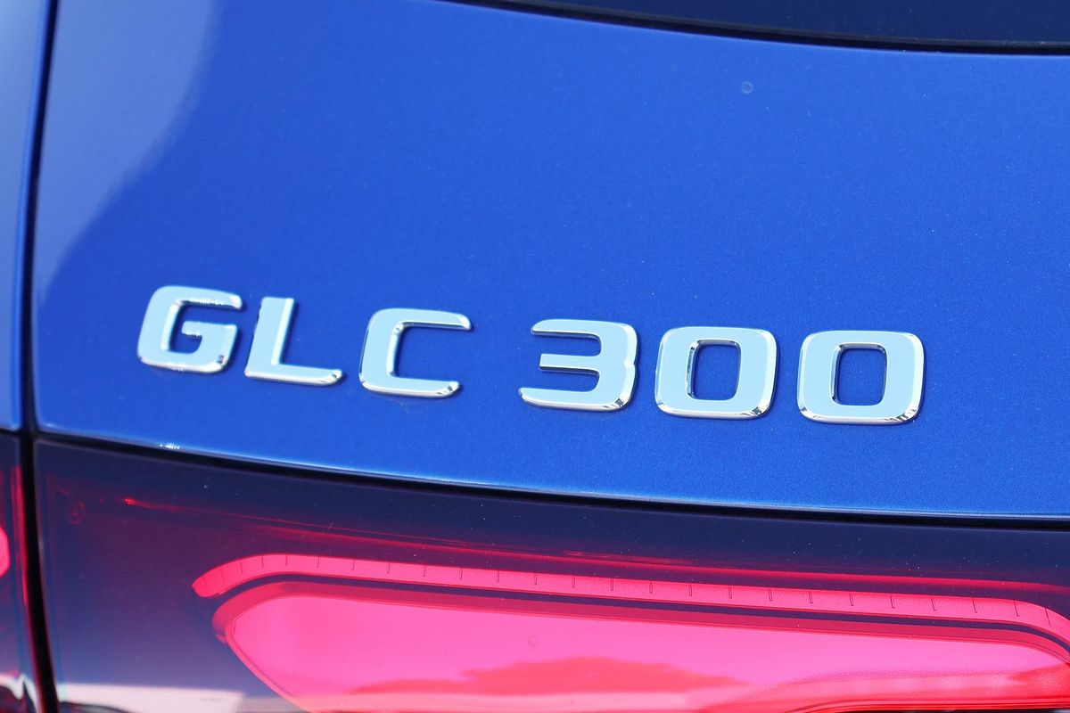 2024 Mercedes-Benz GLC-Class GLC300 X254