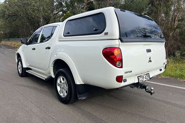 2015 Mitsubishi Triton GLX MN 4X4