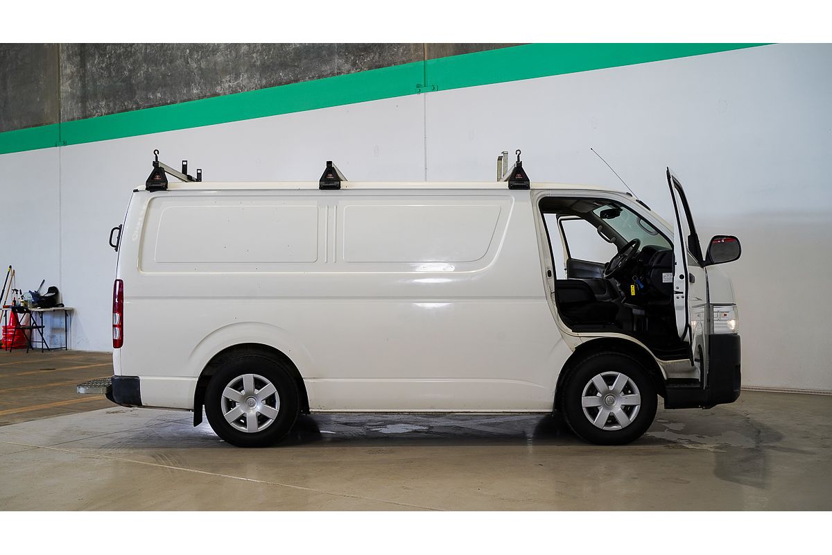 2016 Toyota Hiace TRH201R LWB