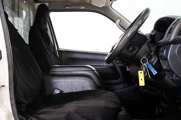 2016 Toyota Hiace TRH201R LWB