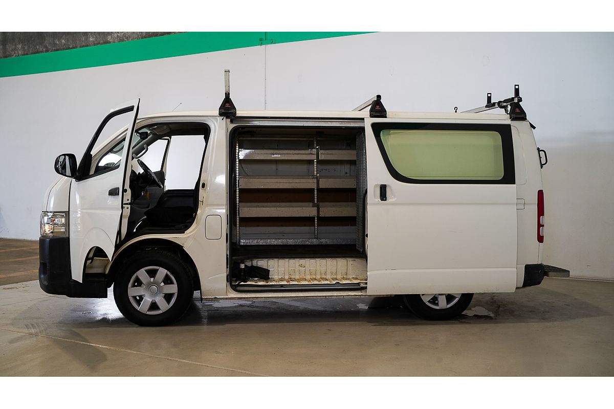 2016 Toyota Hiace TRH201R LWB