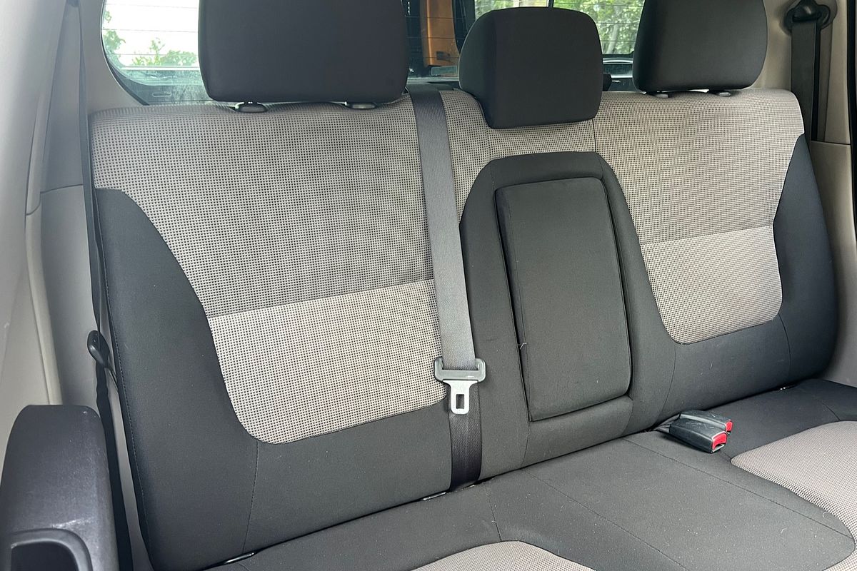 2015 Mitsubishi Triton GLX MN 4X4