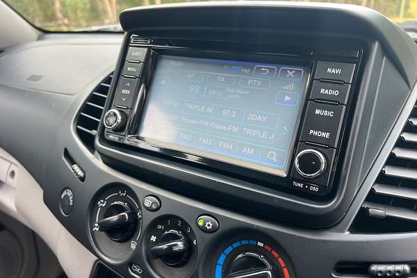 2015 Mitsubishi Triton GLX MN 4X4
