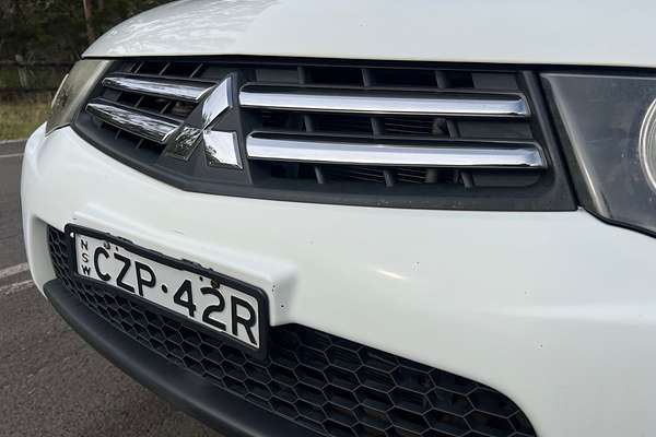 2015 Mitsubishi Triton GLX MN 4X4