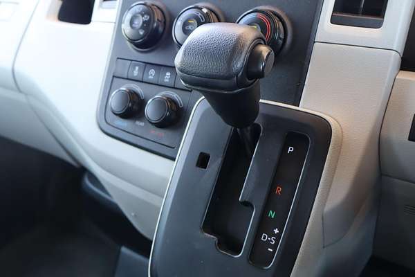 2020 Toyota Hiace Commuter GDH322R ELWB High Roof