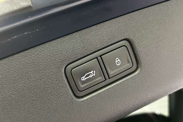 2024 Genesis GV70 2.5T AWD JK.V2