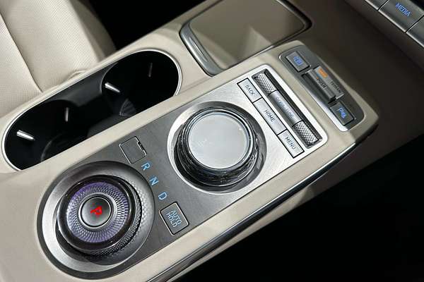 2024 Genesis GV70 2.5T AWD JK.V2