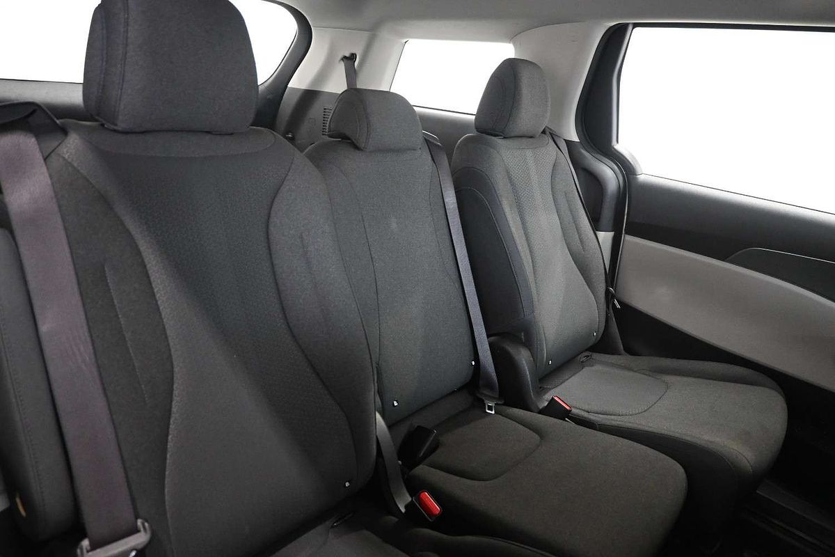 2022 Kia Carnival S KA4