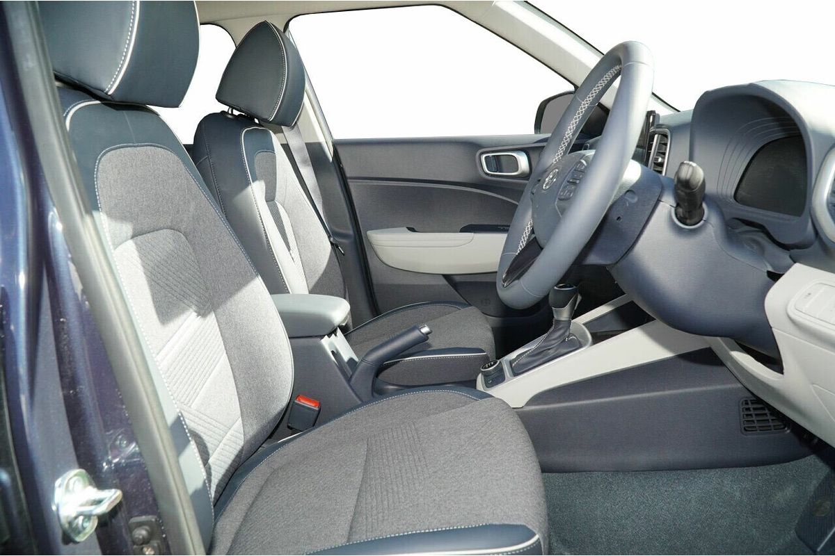 2025 Hyundai Venue Elite QX.V5