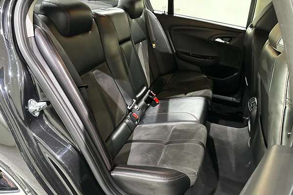 2015 Holden Commodore SV6 Storm VF