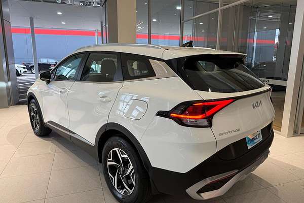 2024 Kia Sportage S NQ5