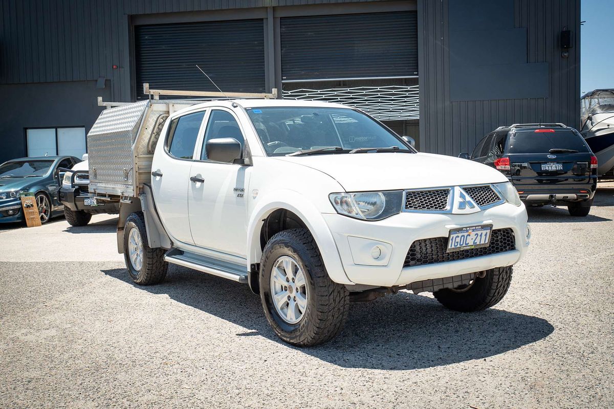 2011 Mitsubishi Triton GL-R MN 4X4