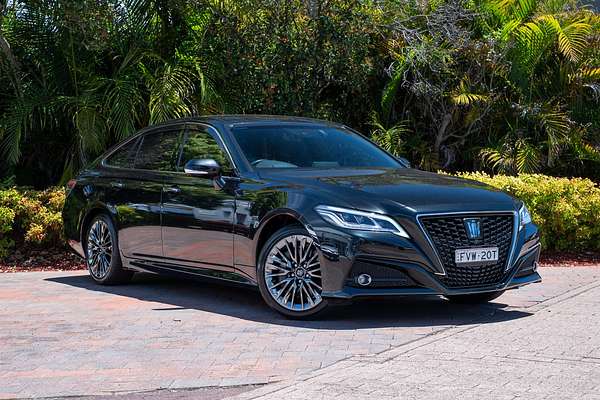 2020 Toyota Crown Hybrid G Executive GWS224