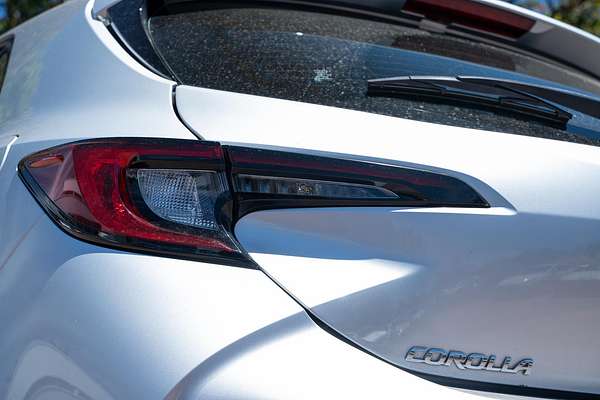 2022 Toyota Corolla Ascent Sport Hybrid ZWE211R