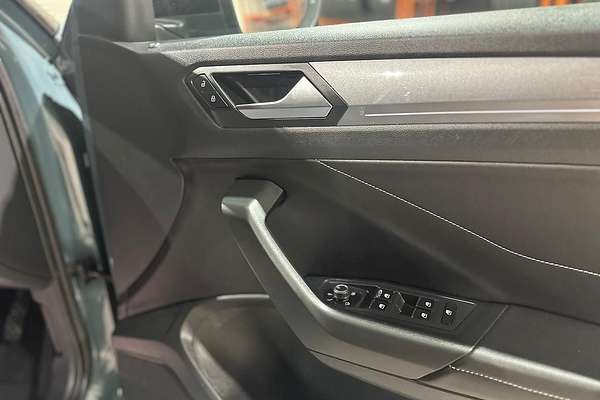 2023 Volkswagen T-Roc 110TSI Style D11