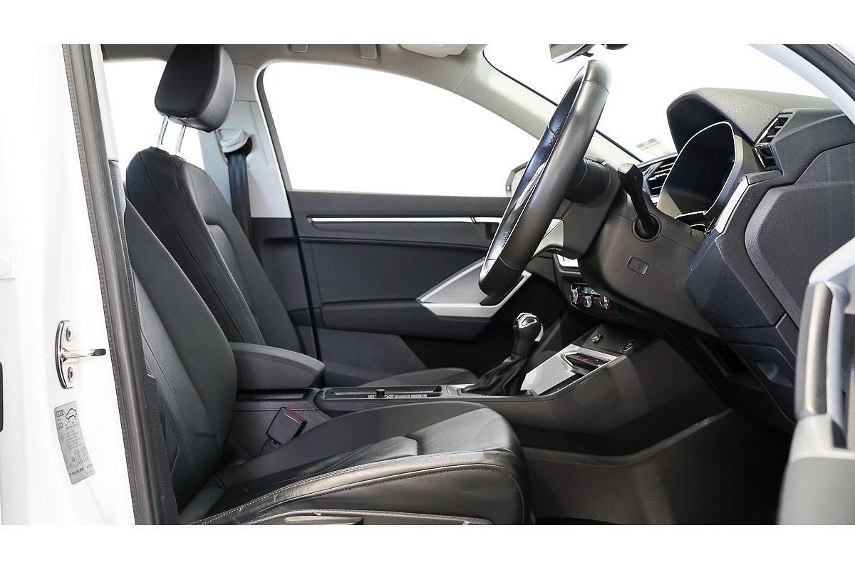 2021 Audi Q3 35 TFSI S line F3