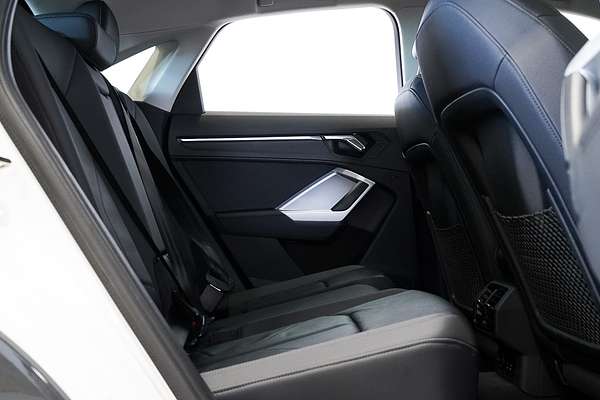 2021 Audi Q3 35 TFSI S line F3