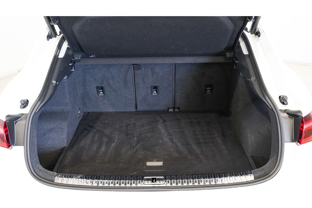 2021 Audi Q3 35 TFSI S line F3