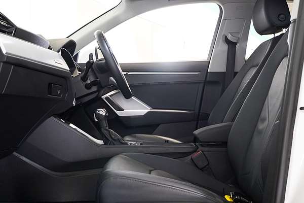 2021 Audi Q3 35 TFSI S line F3