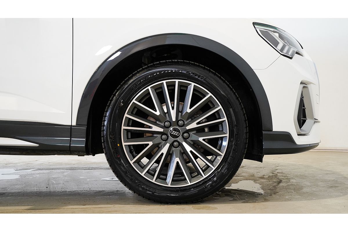 2021 Audi Q3 35 TFSI S line F3