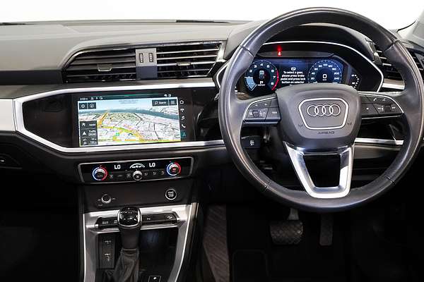 2021 Audi Q3 35 TFSI S line F3