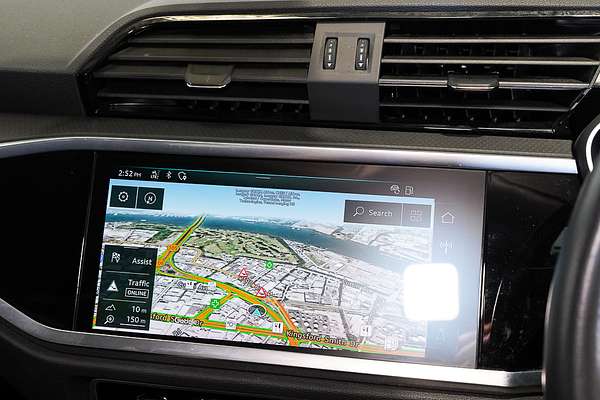 2021 Audi Q3 35 TFSI S line F3