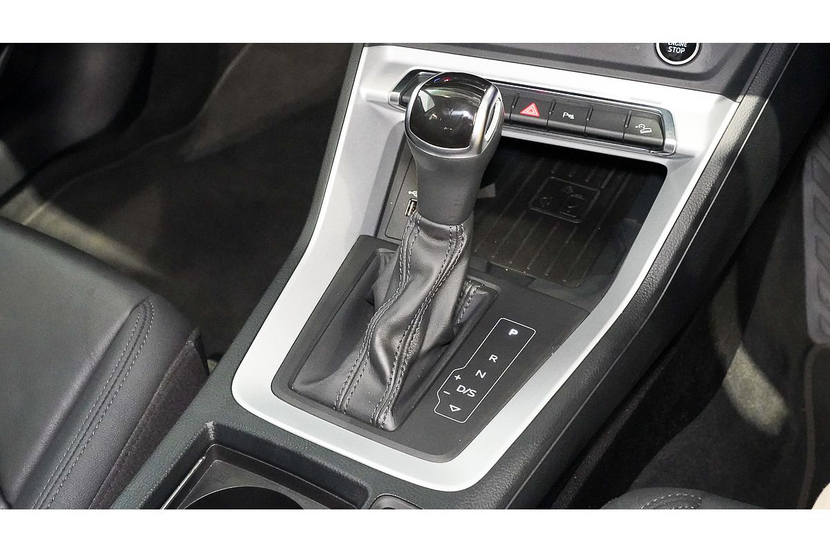 2021 Audi Q3 35 TFSI S line F3