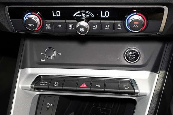 2021 Audi Q3 35 TFSI S line F3