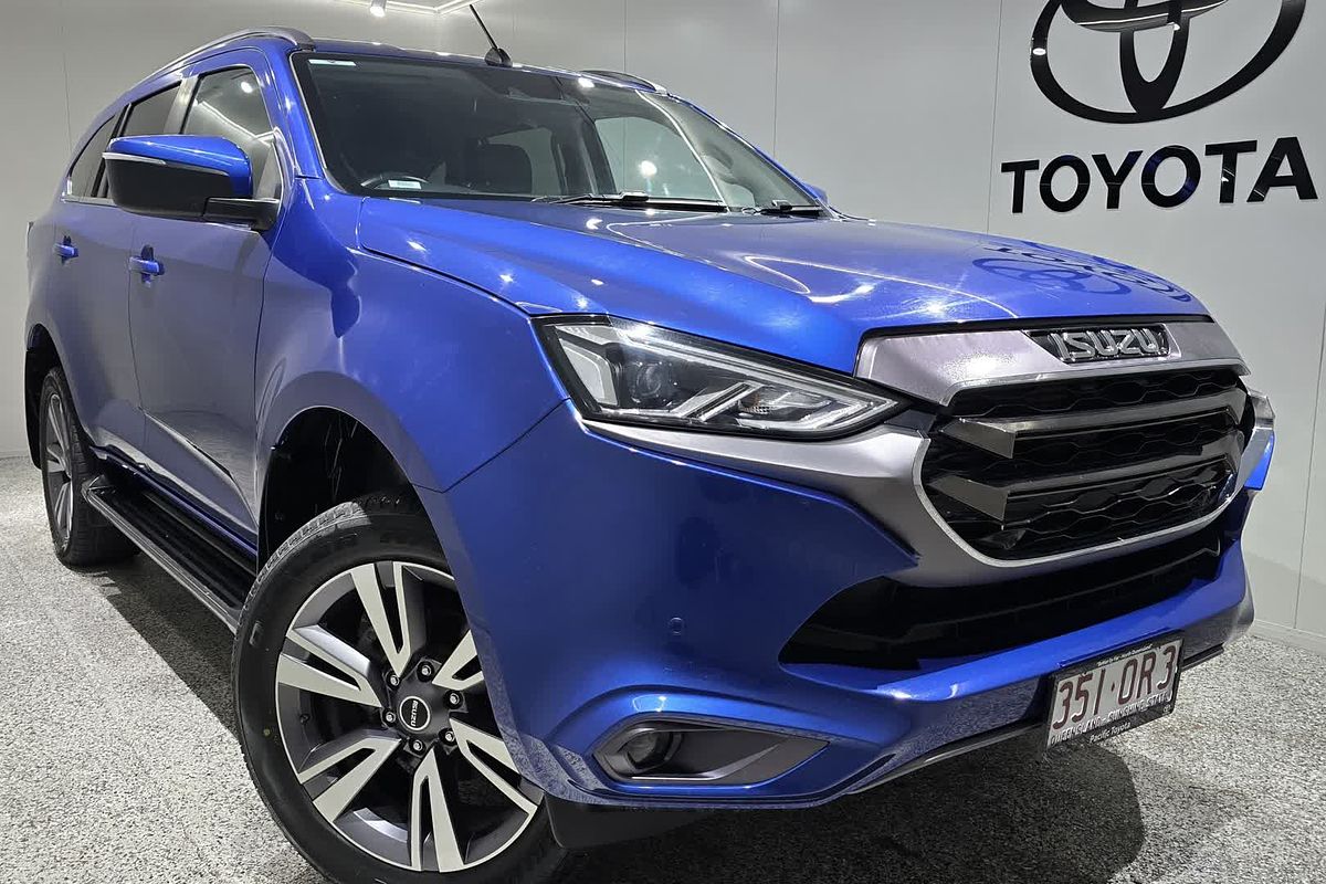 2022 Isuzu MU-X LS-T
