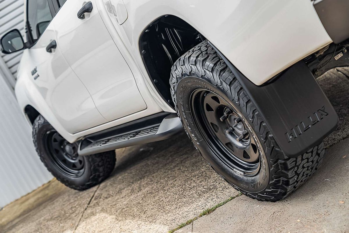 2018 Toyota Hilux SR GUN126R 4X4