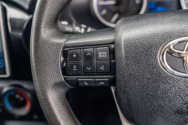 2018 Toyota Hilux SR GUN126R 4X4