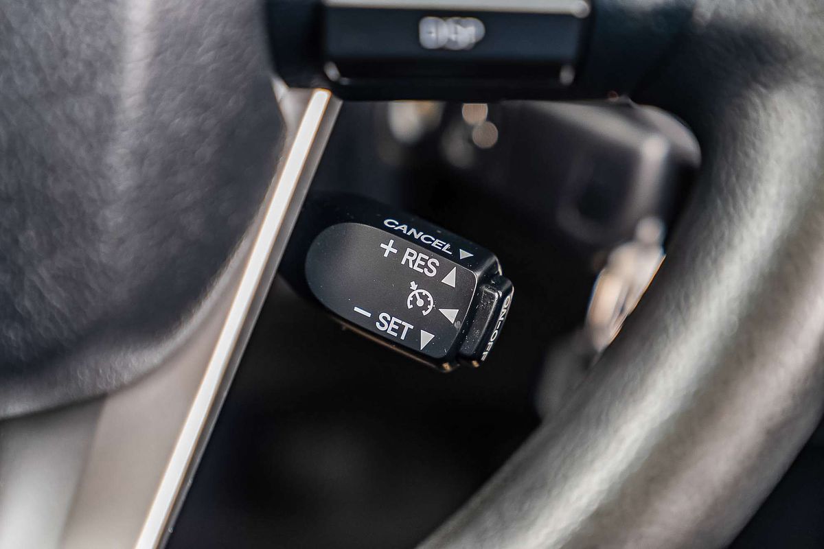 2018 Toyota Hilux SR GUN126R 4X4