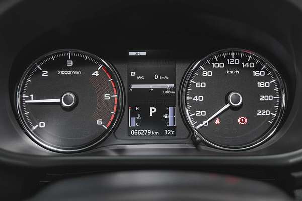 2019 Mitsubishi Pajero Sport GLX QE