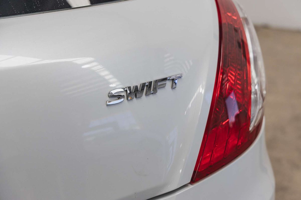 2015 Suzuki Swift GL FZ