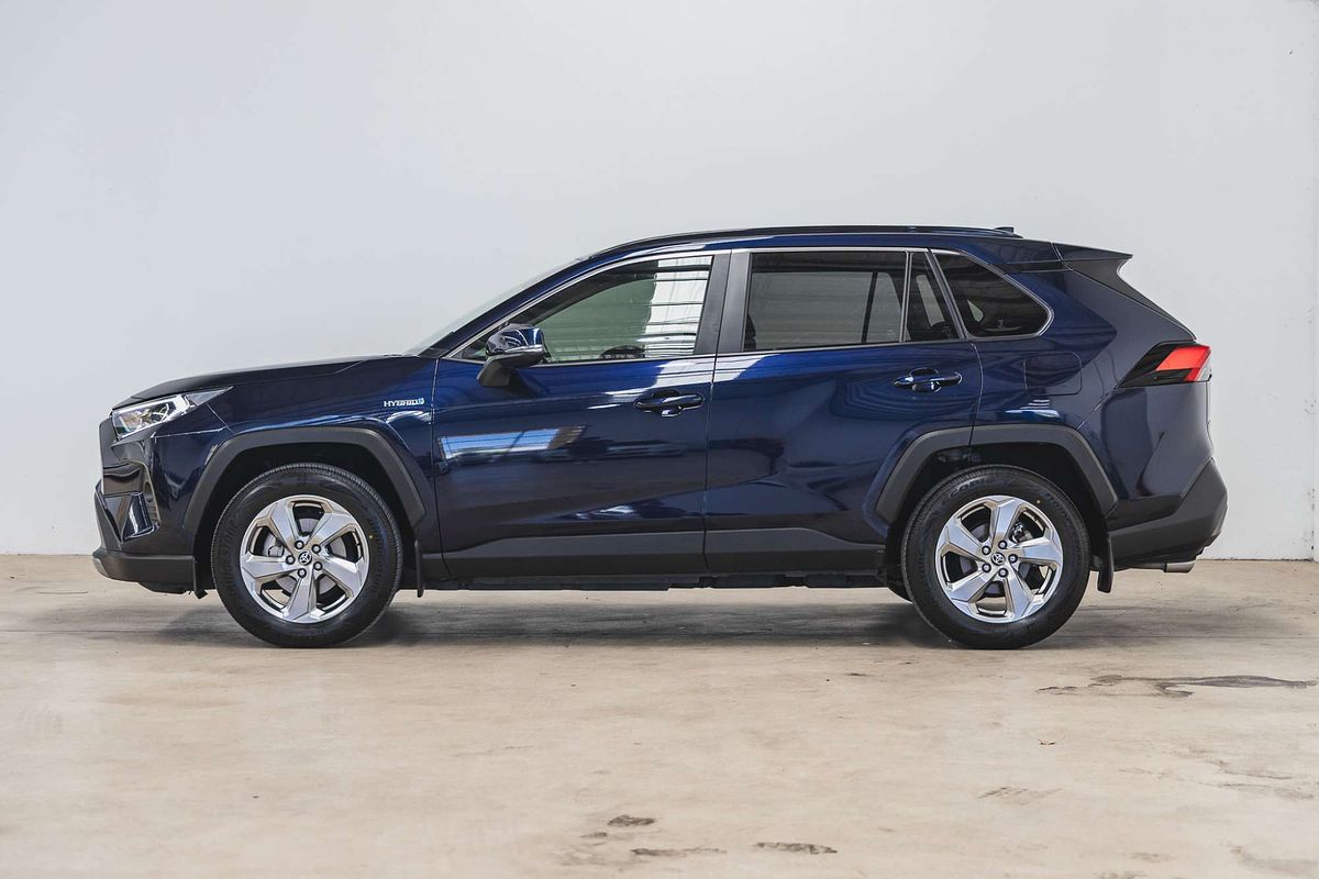 2020 Toyota RAV4 GXL AXAH54R