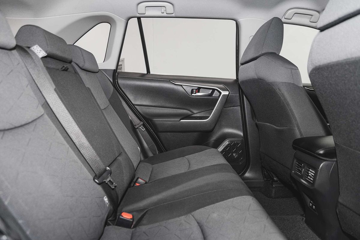 2020 Toyota RAV4 GXL AXAH54R