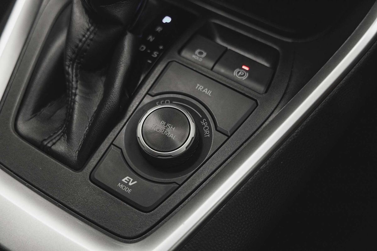 2020 Toyota RAV4 GXL AXAH54R